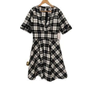 Unique Vintage 50s Delores Plaid Plus Size Dress in Black and White